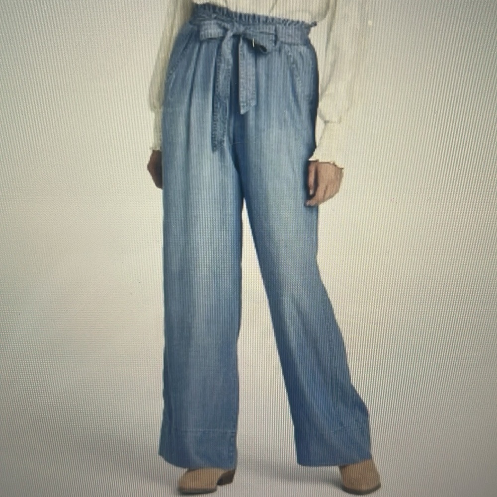 Knox Rose wide leg chambray pants, size Small, elastic waist with tie belt